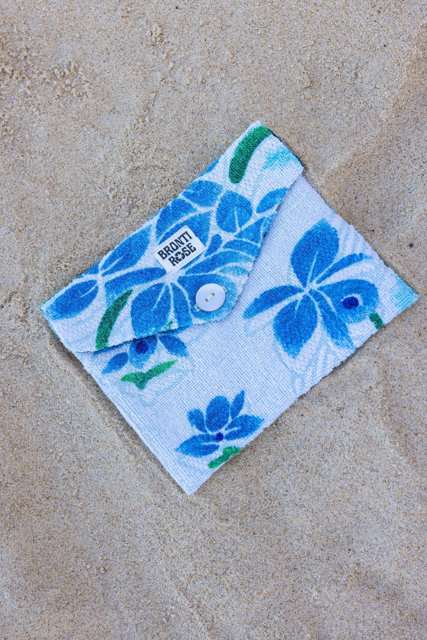Beach Pouch - Ocean