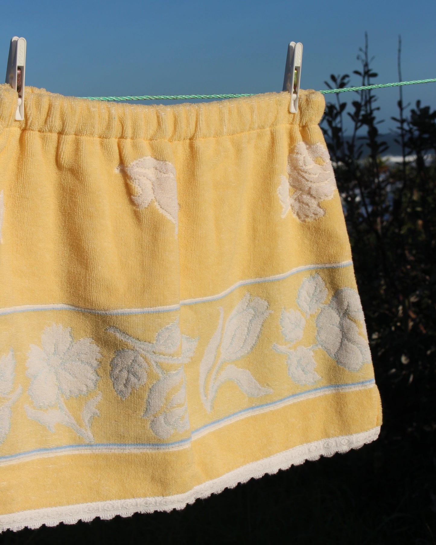 Sunshine skirt - lemon (large)