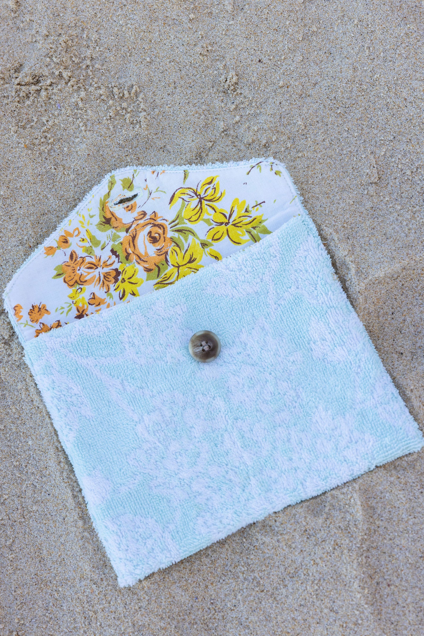 Beach Pouch - Sky