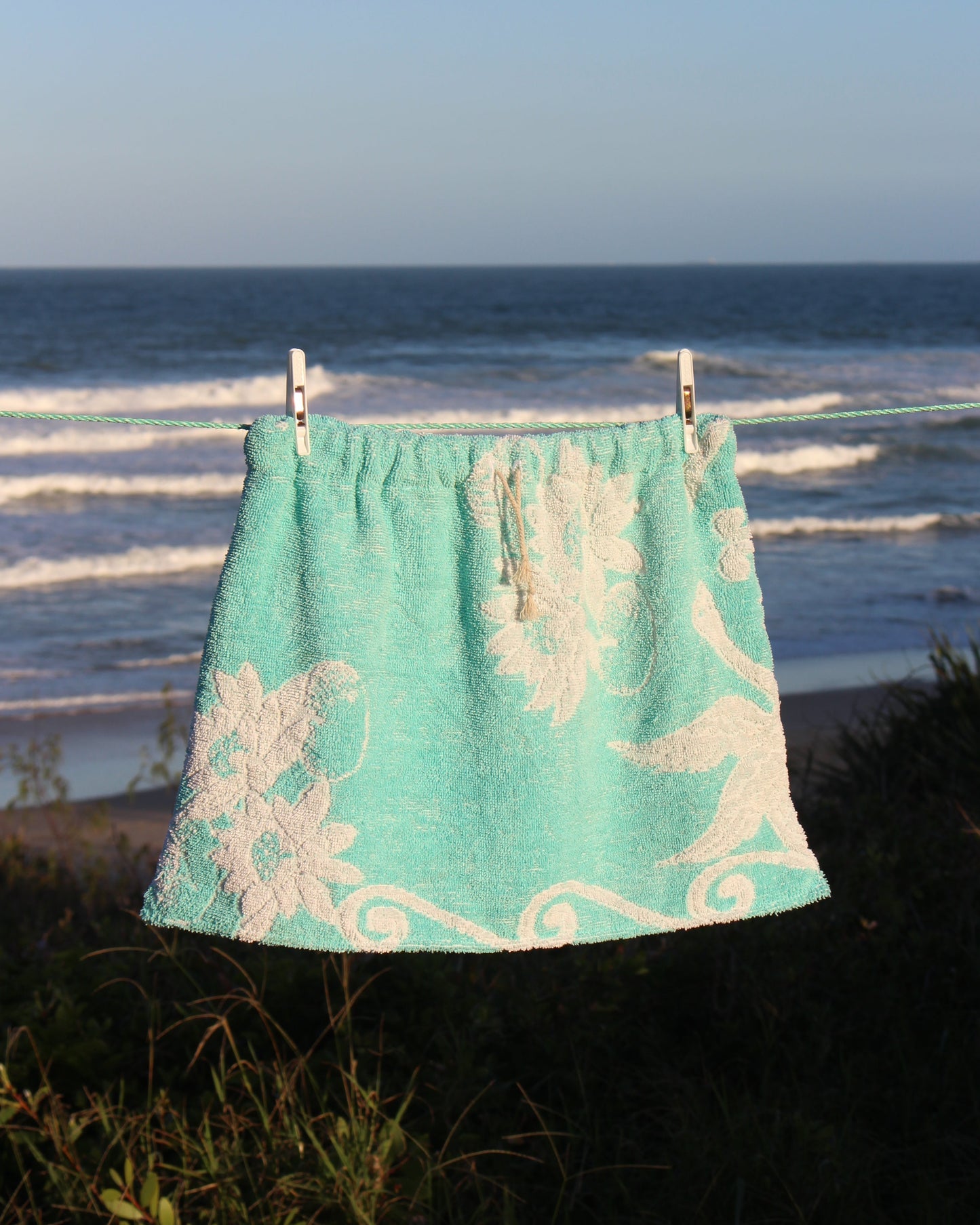 Sunshine skirt - aqua (small)