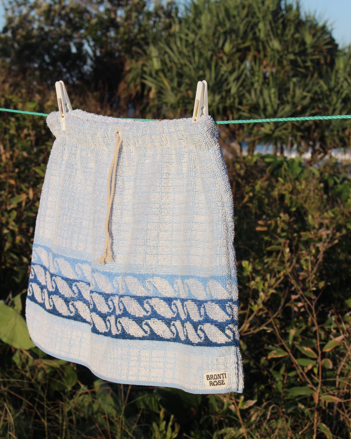Sunshine skirt - wave (small)