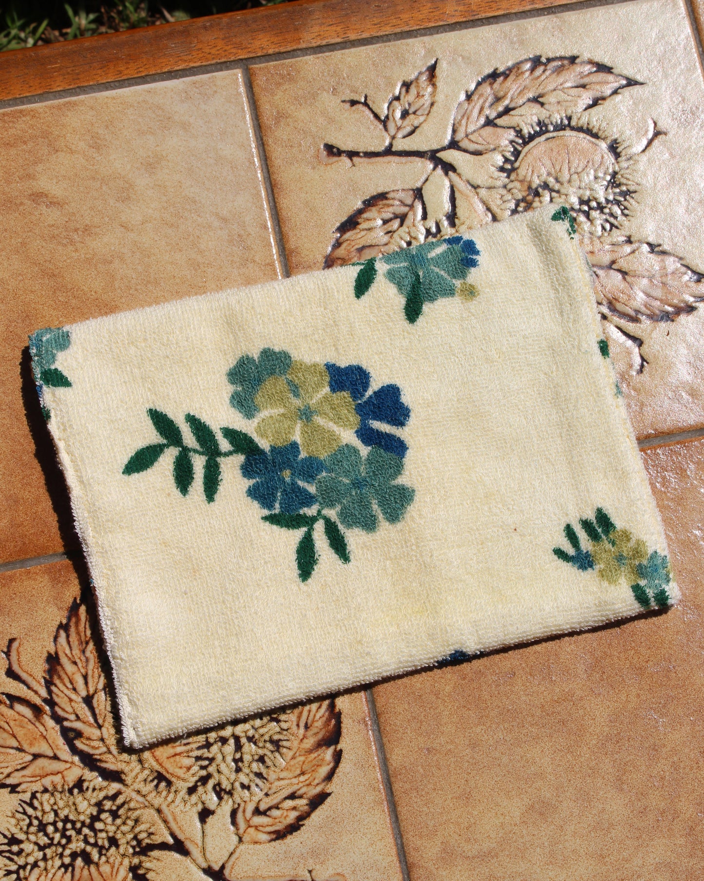 Beach pouch - daffodil